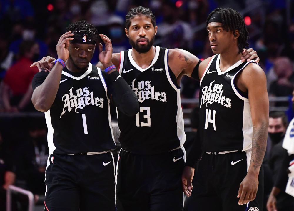 篮球CBA球队管理层强调青训发展（CBA俱乐部高层着力推进青训建设）