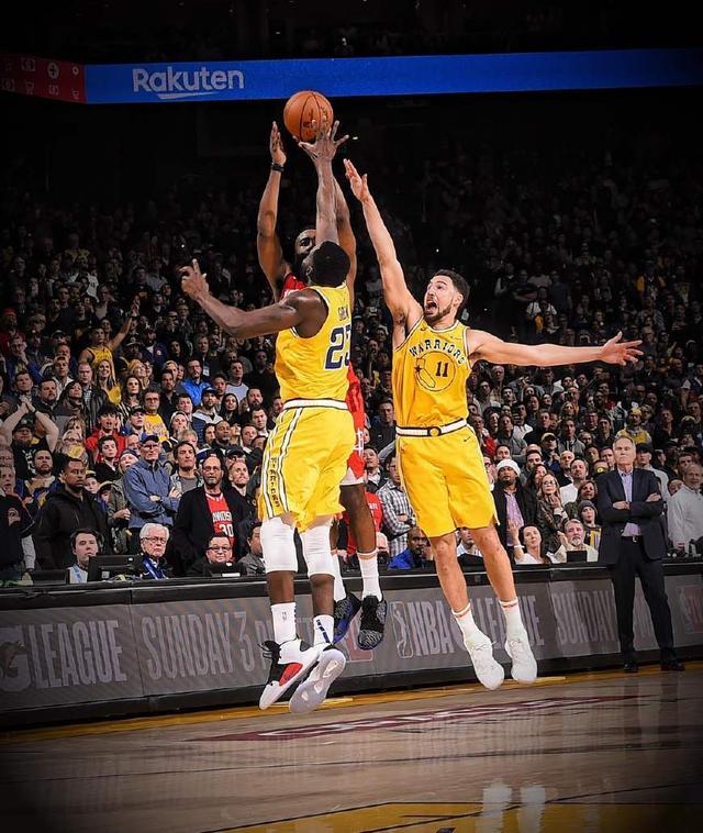 球队在客场打出了主场气势（球队客场打出主场级气势）