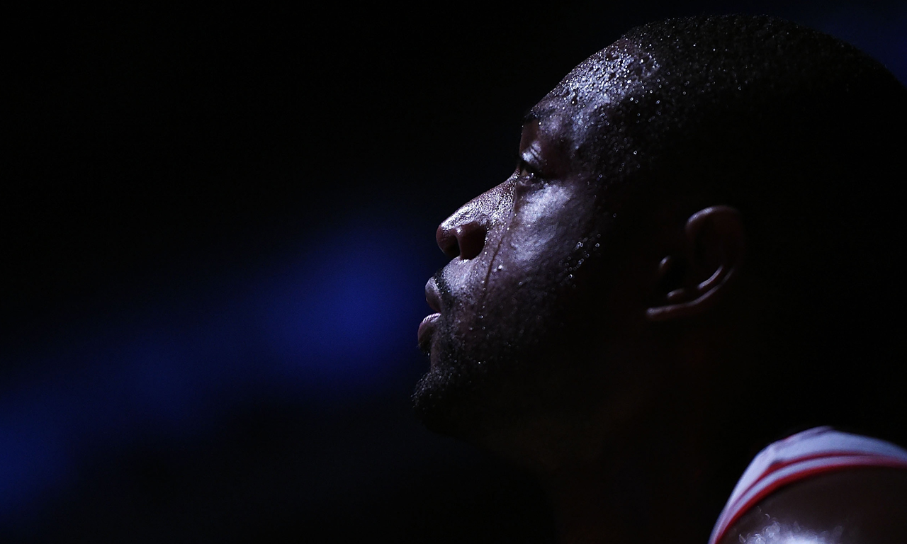 小法：阿隆索的难题是管理更衣室，每个人都认为自己应该首发（法布雷加斯：阿隆索最大挑战在更衣室管理——人人都觉得自己该首发）