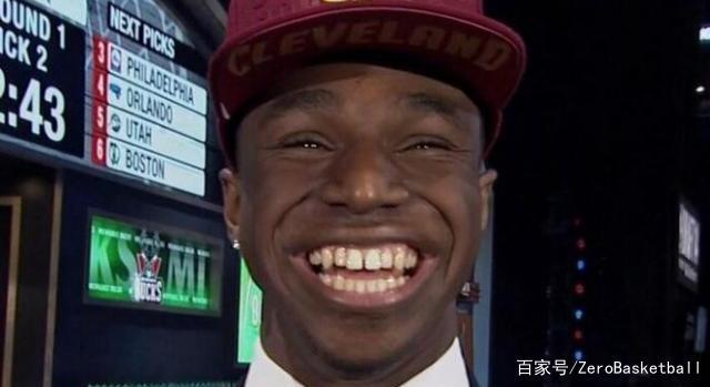 刘炜：接下来重点再补充一名防守尖兵，让球队轮转更顺畅（刘炜：下一阶段将引进一名防守悍将，优化球队轮换）