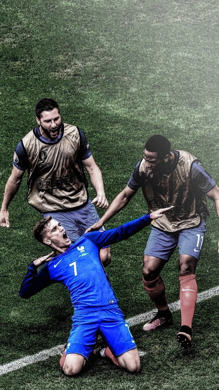 意甲周日赛事多维分析：拉齐奥主场争冠蓄力，博洛尼亚携黑马韧性迎考（意甲周日深度解读：拉齐奥主场蓄势冲冠，博洛尼亚以黑马韧劲应战）