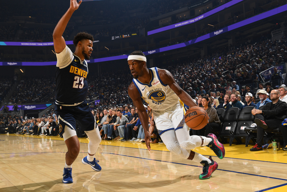 记者：切尔西中场霍尔加盟埃弗顿的转会费为2400万镑+浮动（记者：埃弗顿以2400万英镑加浮动签下切尔西中场霍尔）