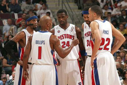 意媒：小法以后留在意甲可能性不大，大概率会前往巴萨或曼城（意媒：小法留在意甲希望渺茫，大概率转投巴萨或曼城）