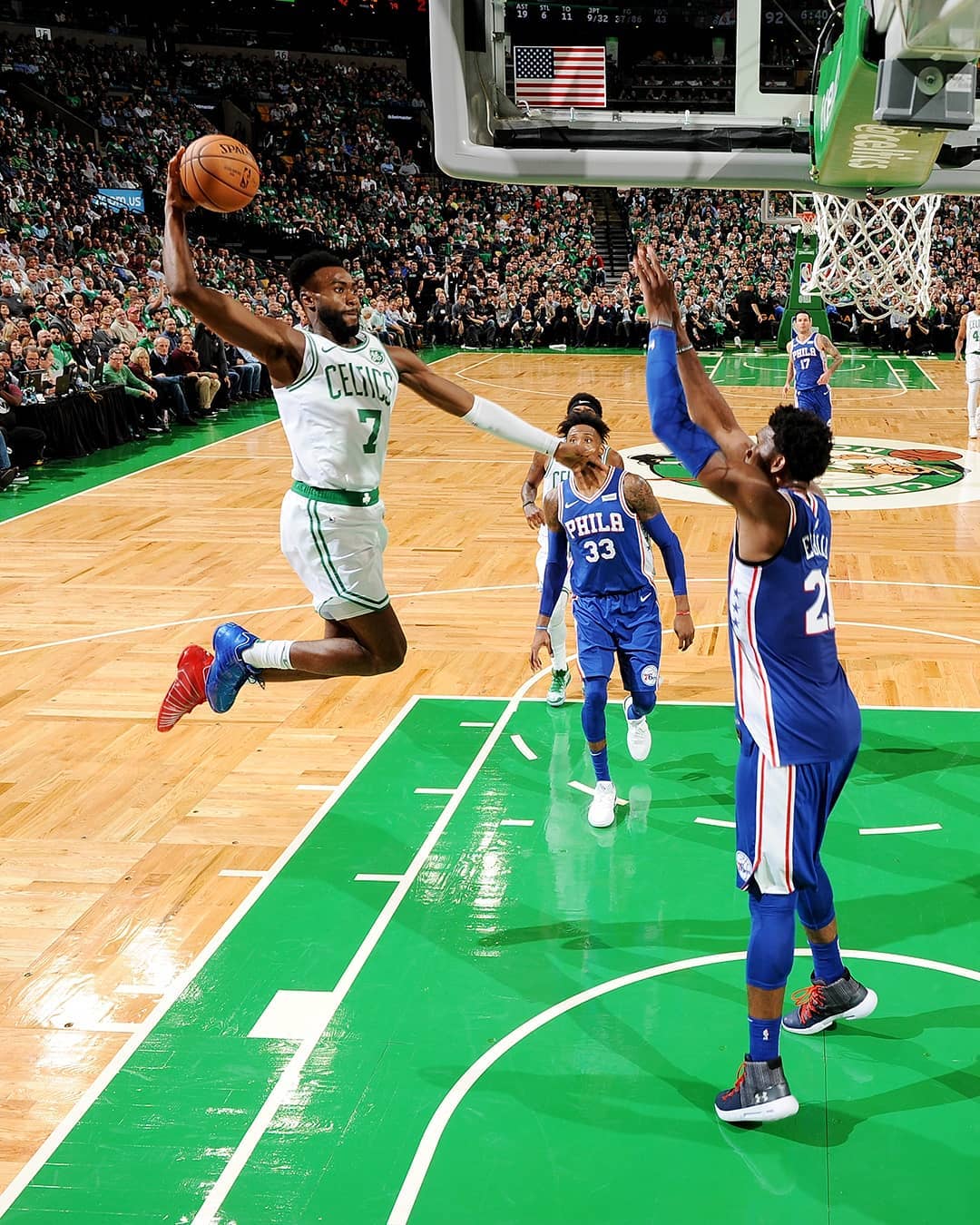 斯内德：姆巴佩会赢得2026年金球奖；没有人效力皇马时想离开（斯内德：姆巴佩将夺2026金球；在皇马时没人想离队）