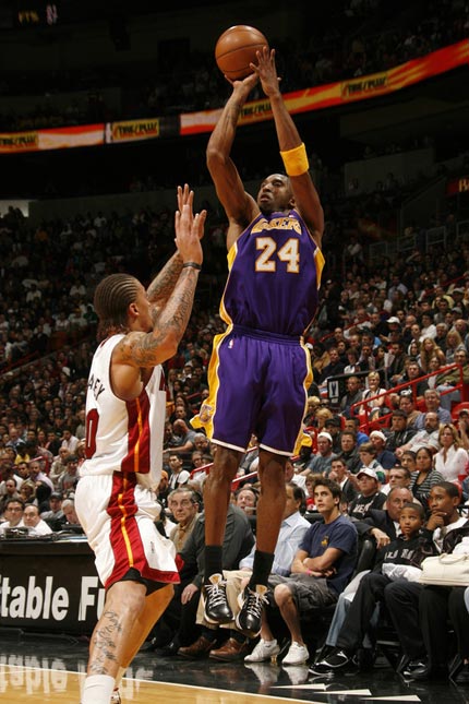 亚马尔点射 巴萨5-3贝蒂斯迎西甲6连胜（亚马尔点球建功，巴萨5-3力克贝蒂斯豪取西甲六连胜）