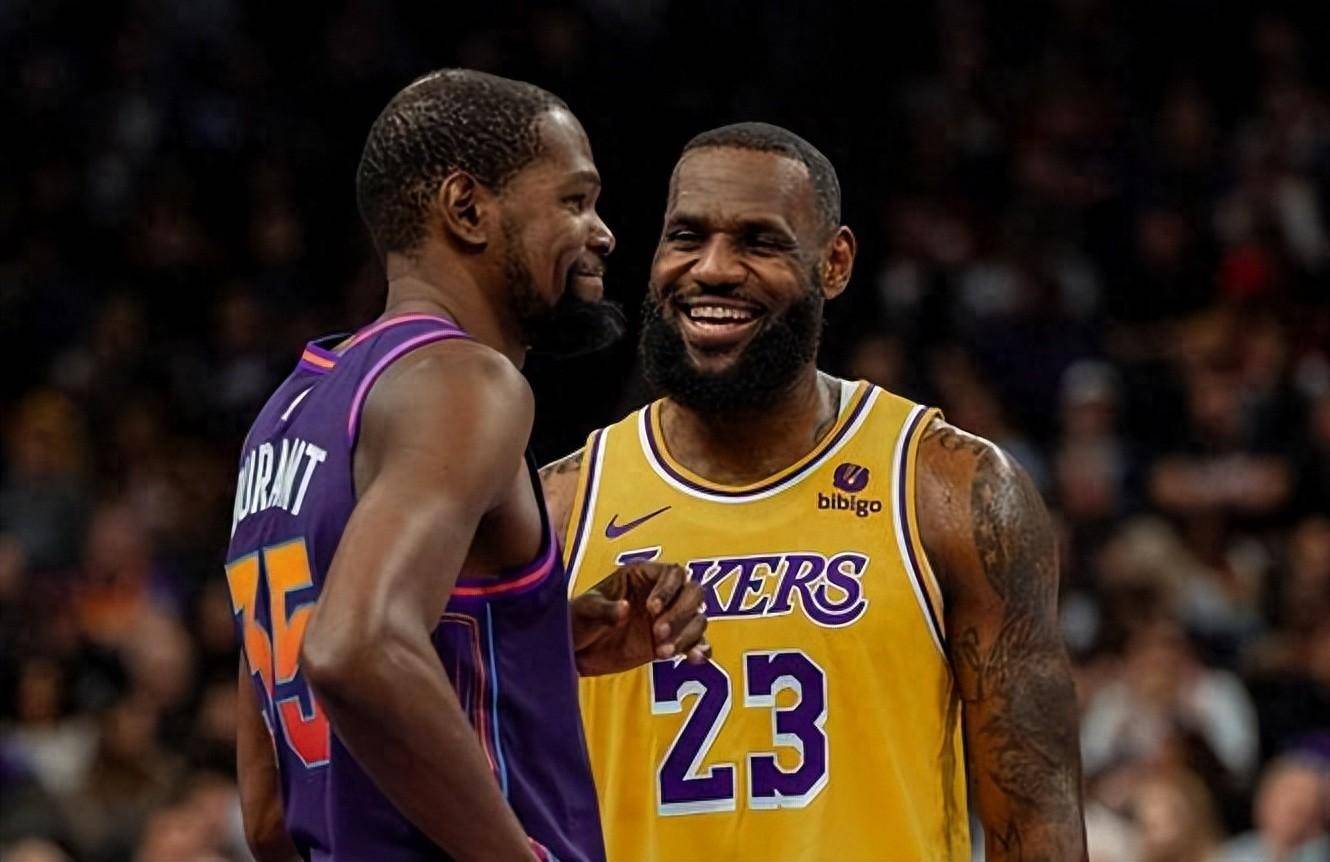 国足重建计划：明年初集结，放弃30岁+老将，蒋圣龙等人成核心（国足开启重塑：明年初集训，30岁以上老将退居二线，蒋圣龙领衔新核心）