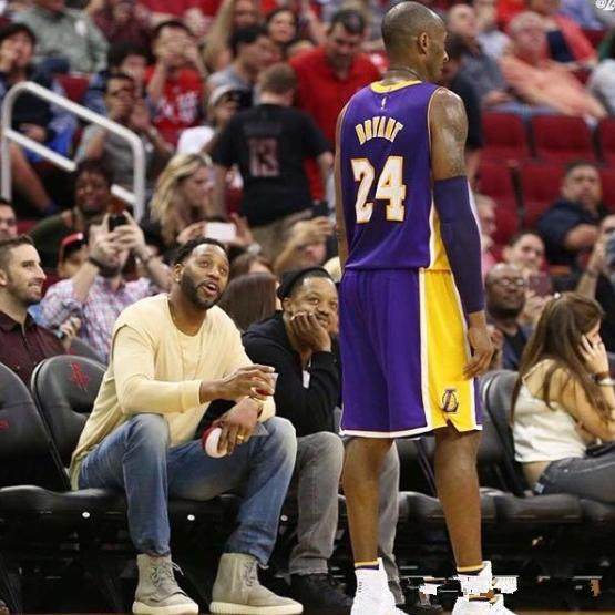 里夫斯缺战一周！斯玛特：我们失去了一个重要的进攻威胁点（里夫斯伤停一周，斯玛特直言：球队失去关键进攻火力点）