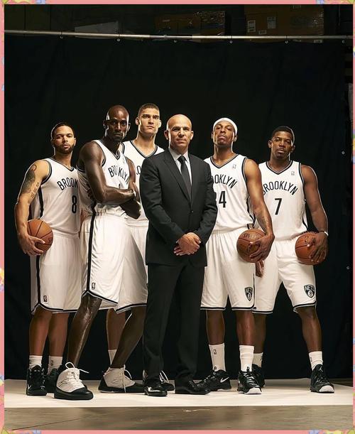 斯基拉：塔瓦雷斯与吉达联合谈妥合同；阿森纳有35%二转分成（斯基拉：塔瓦雷斯已与吉达联合达成个人协议，阿森纳保留35%二次转会分成）