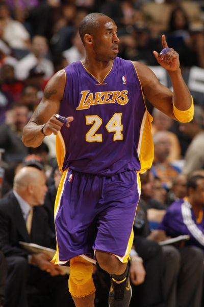 一场1-1，让曼城渔翁得利！阿森纳11打10不胜，英超争冠形势有变（1-1平局让曼城坐收渔利：阿森纳多打一人仍不胜，英超争冠格局生变）