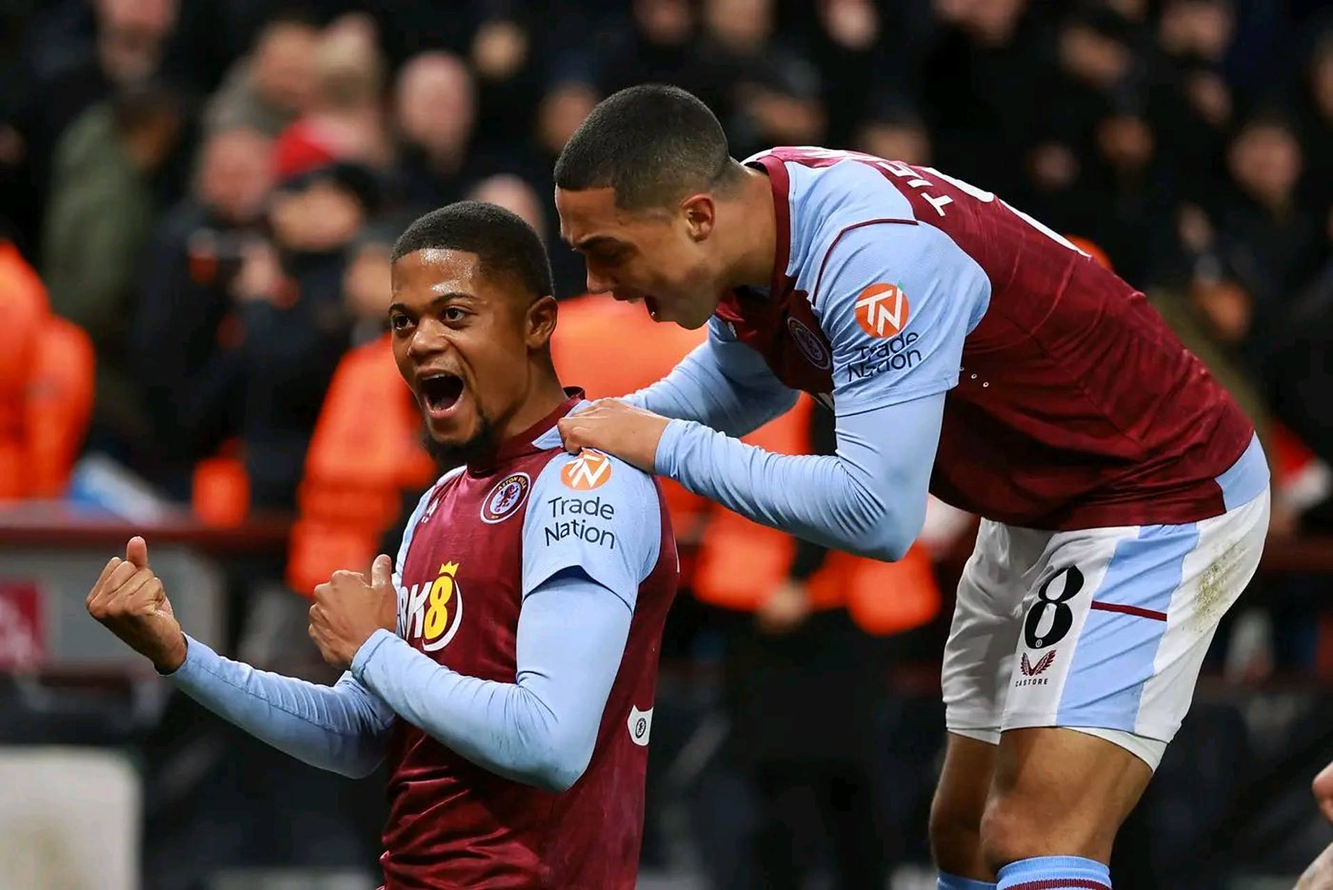 进攻哑火！天津首节合计18中4只得11分（手感冰凉！天津首节18投仅4中拿下11分）