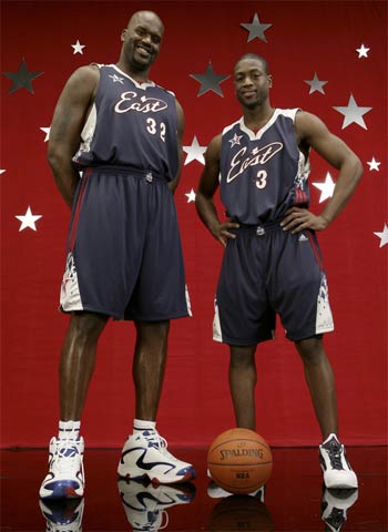 意甲半场：莱亚利开场3分钟染红，十人热那亚0-0亚特兰大（意甲半场：莱亚利开场3分钟被罚下，十人热那亚暂0-0亚特兰大）