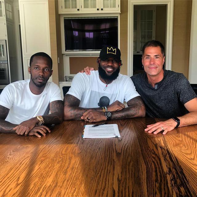 曼联欧联杯小组赛胜负形势分析（曼联欧联杯小组赛胜负态势解读）