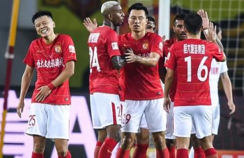 金州勇士在主场134-117击败犹他爵士，终结三连败，展现强大韧性与高效进攻。（勇士主场134-117力克爵士，止三连败，展现韧性与高效火力）