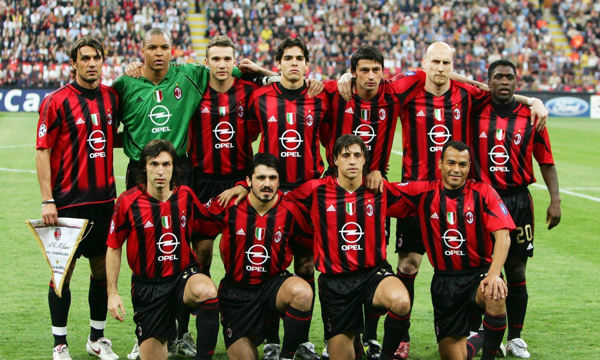 英超-曼联4-4伯恩茅斯，塔韦尼耶B费任意球对轰，曼联三度领先均被扳平（英超：曼联4-4平伯恩茅斯，塔韦尼耶与B费任意球互飙，三度领先皆被追平）