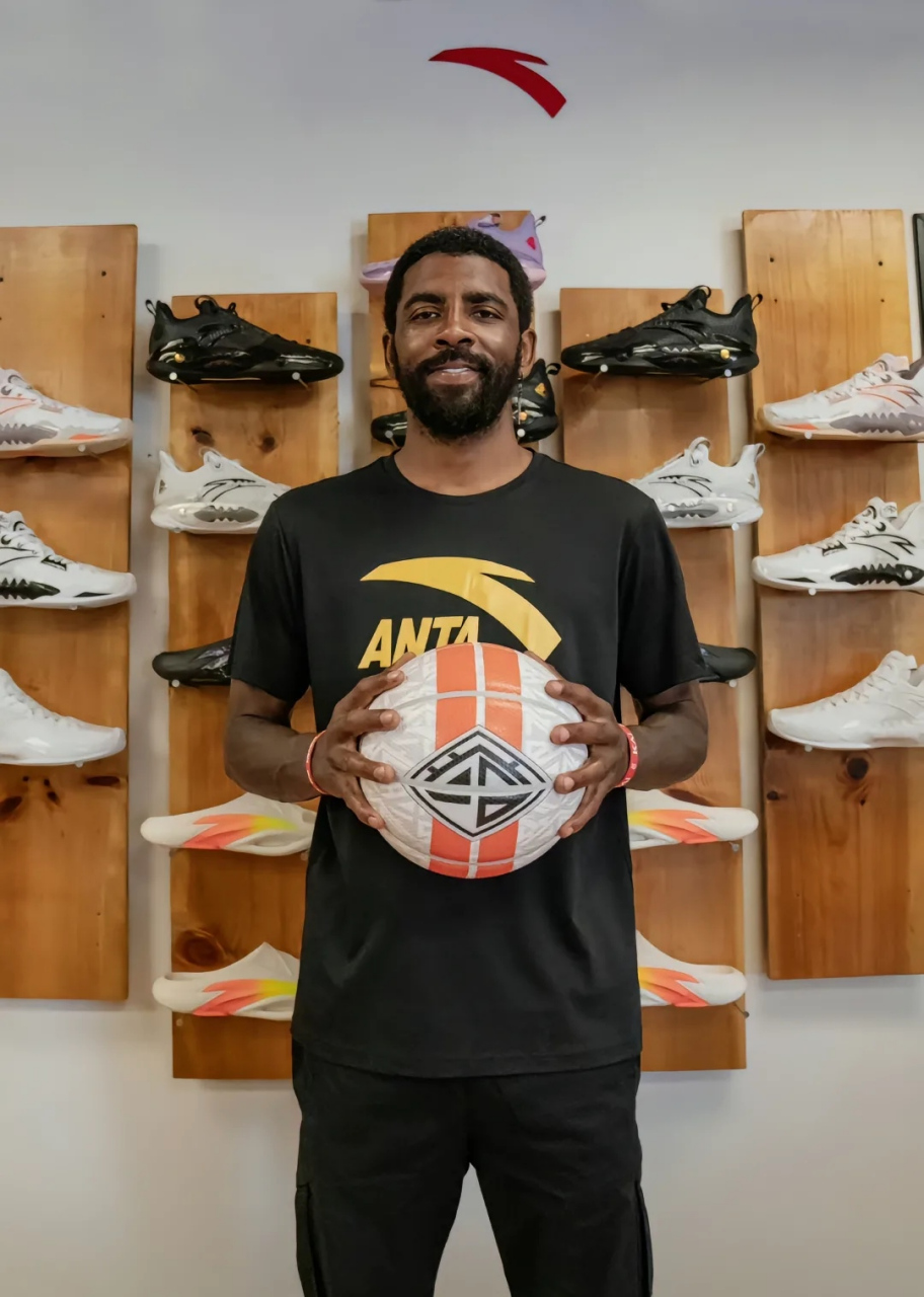 乌度卡：很多时候对施罗德的防守都失位了 更多是战术执行的错误（乌度卡：防守施罗德屡屡失位，归因于战术执行不力）