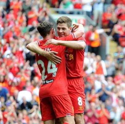 足球摄影的十个抓拍技巧（捕捉绿茵精彩：十条足球摄影要诀）